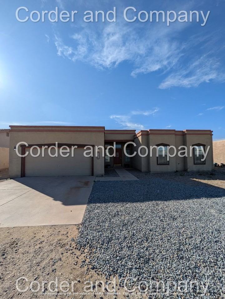 1416 Monterrey Rd Ne