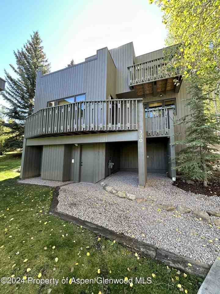 330 Meadow Ranch Dr #C22