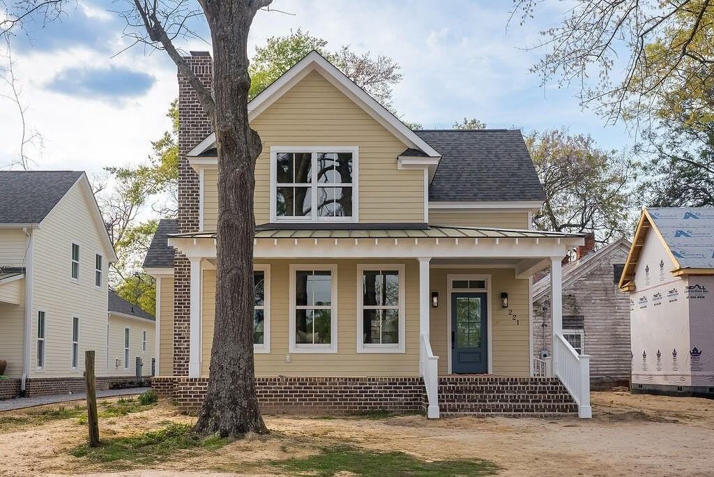 221 Williamsburg St Ne - Photo 7 of 50