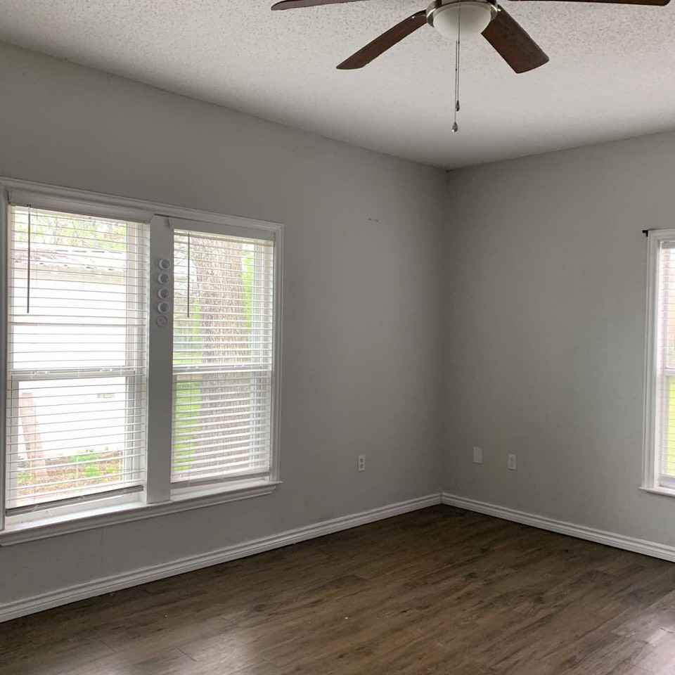 1005 Wolfe City Dr #1 - Photo 4 of 37