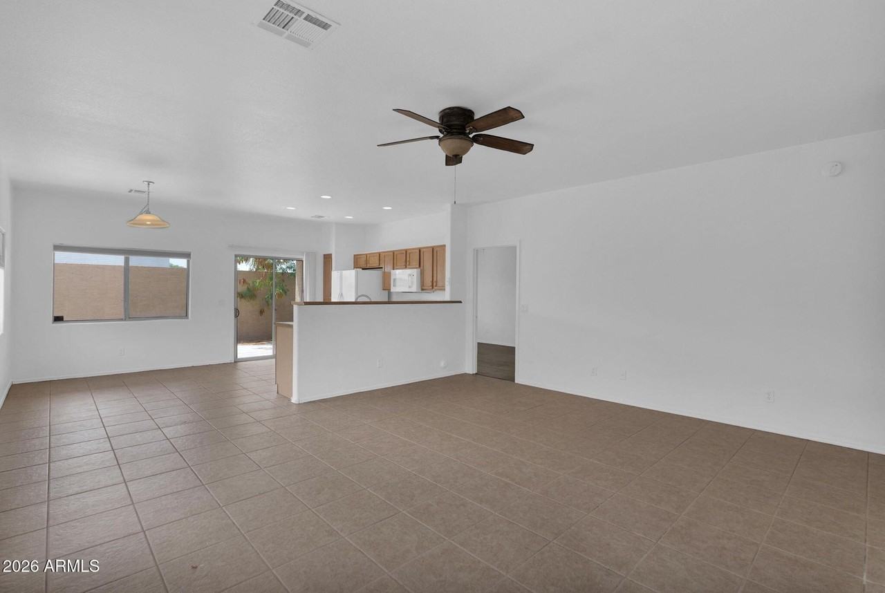 5820 S 26th Pl - Photo 3 of 22