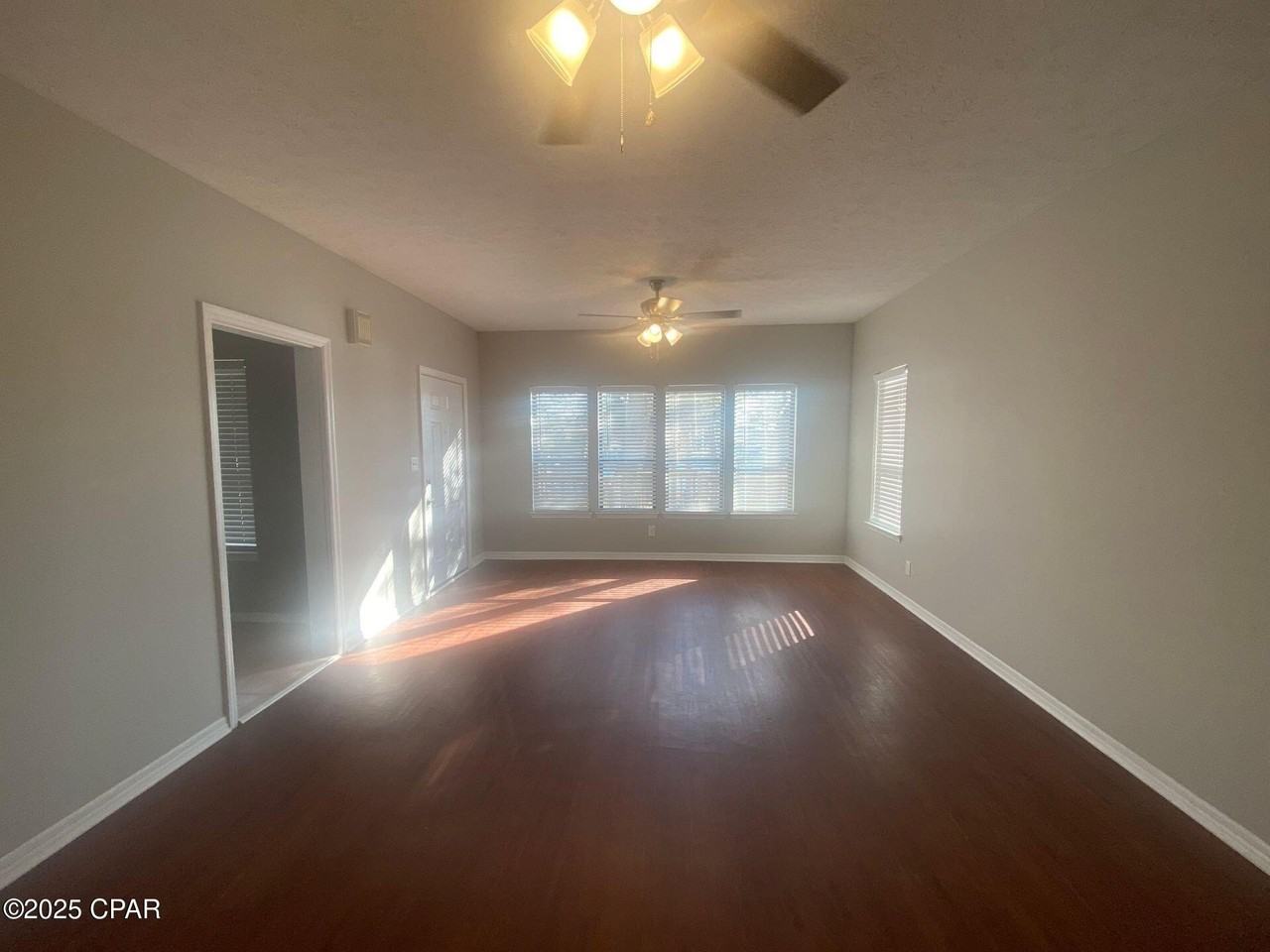 388 Massalina Dr - Photo 4 of 12
