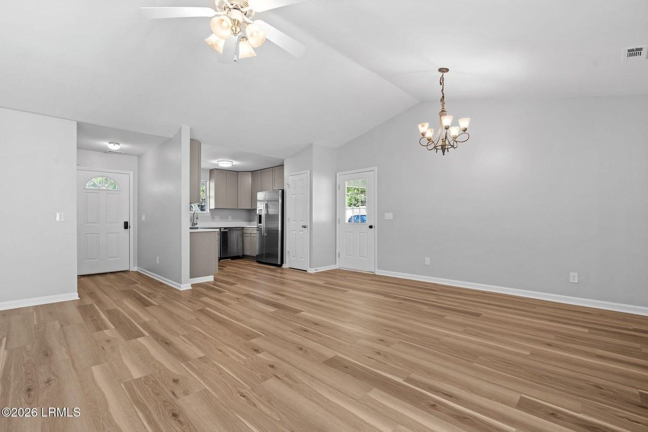 1 Folson Ct - Photo 2 of 27
