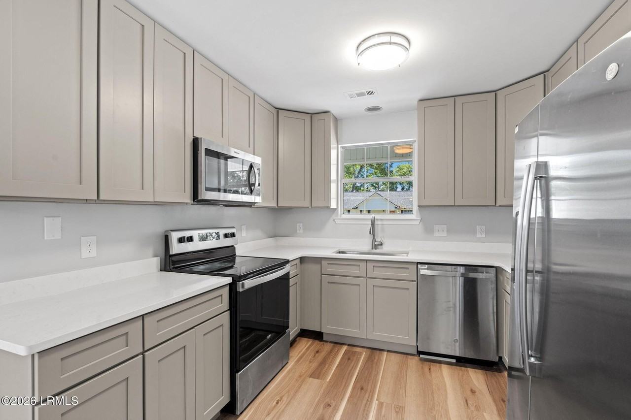 1 Folson Ct - Photo 6 of 27