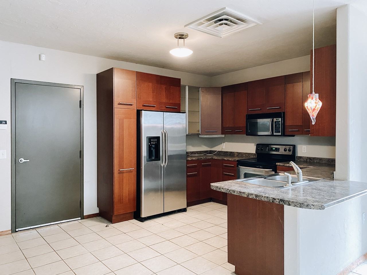 2612 Nw 50th St #2612 - Photo 3 of 18
