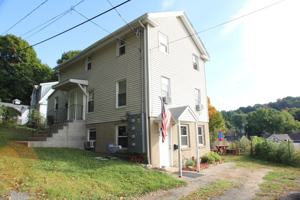 featured image of 14 Edgewood Rd