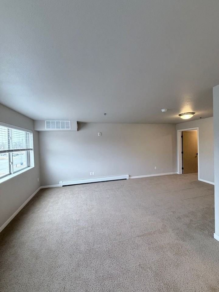 Midtown Apartments - Photo 2 of 13