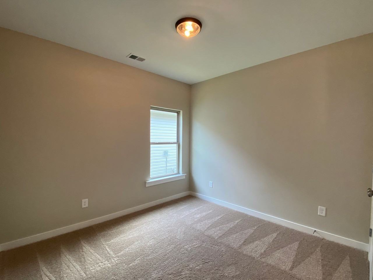 161 County Road 1702 - Photo 7 of 35
