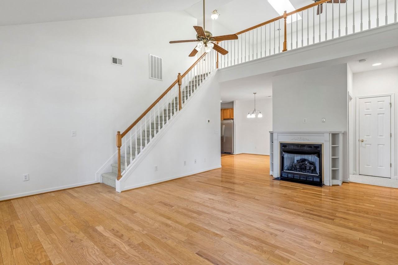 3601 Giovanni Way - Photo 3 of 38