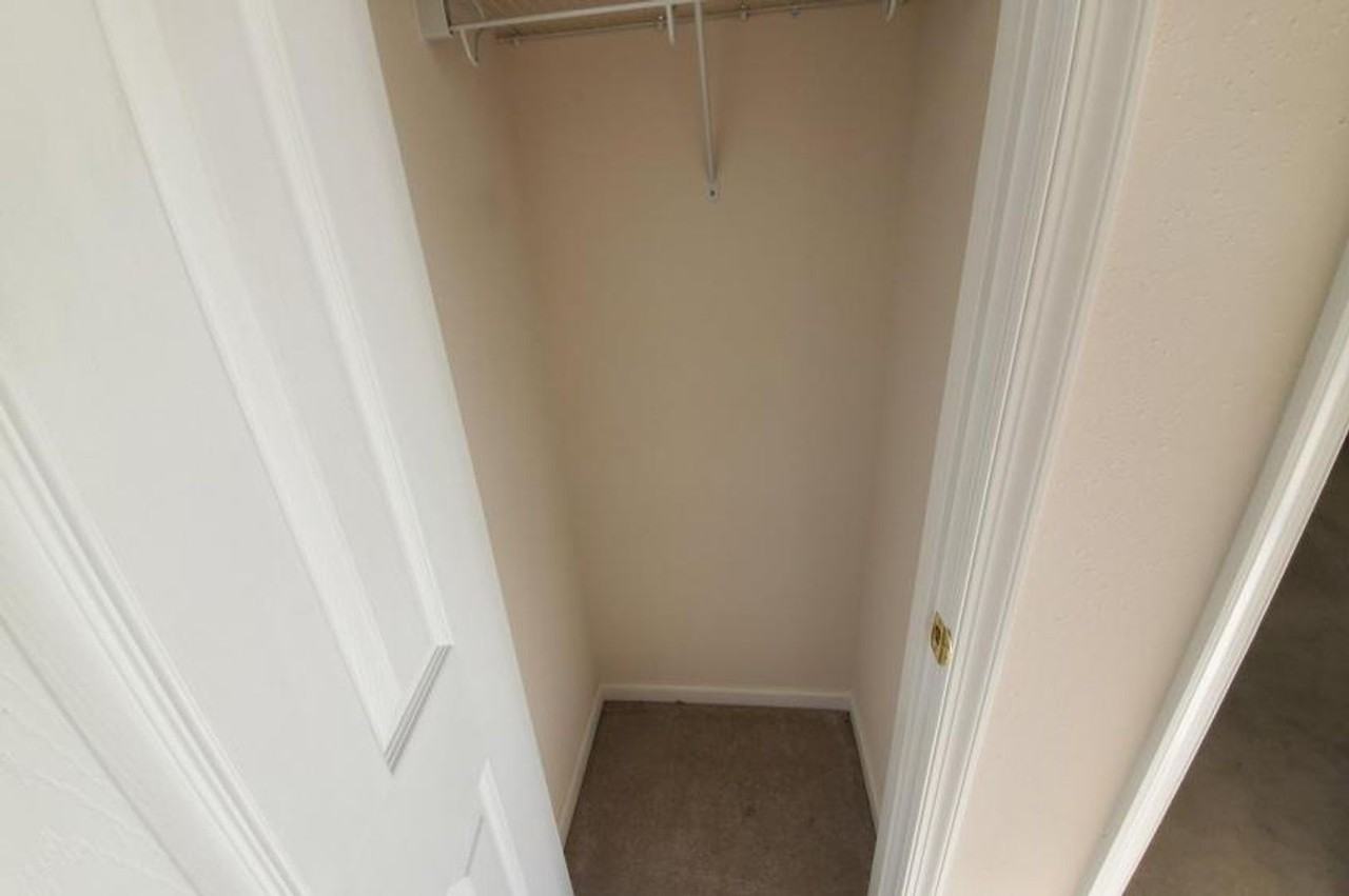 31 Crocetti Ln - Photo 7 of 13