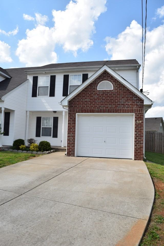 919 Tapoco Ct - Photo 3 of 24