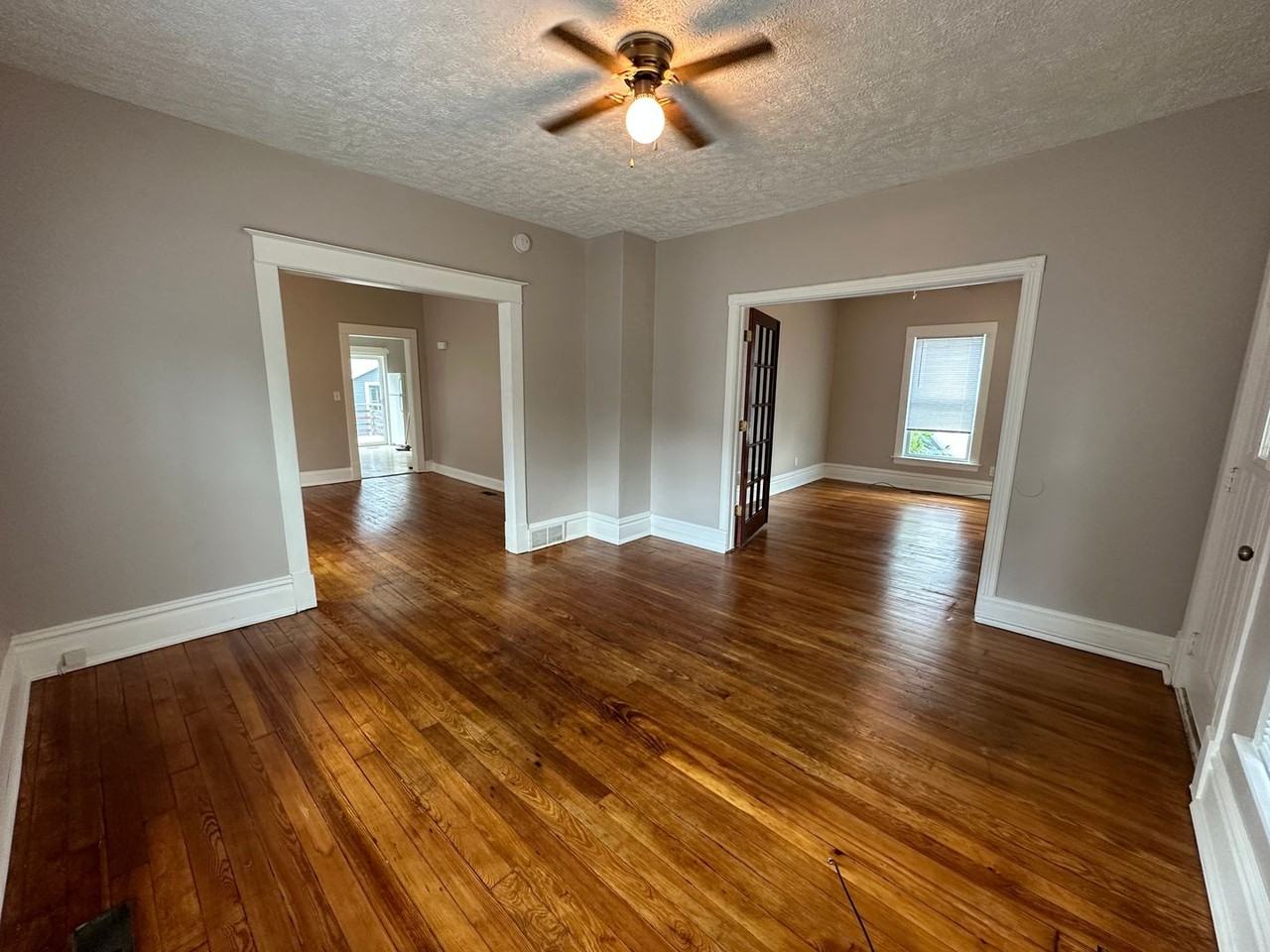 1503 North Ave Ne - Photo 2 of 14