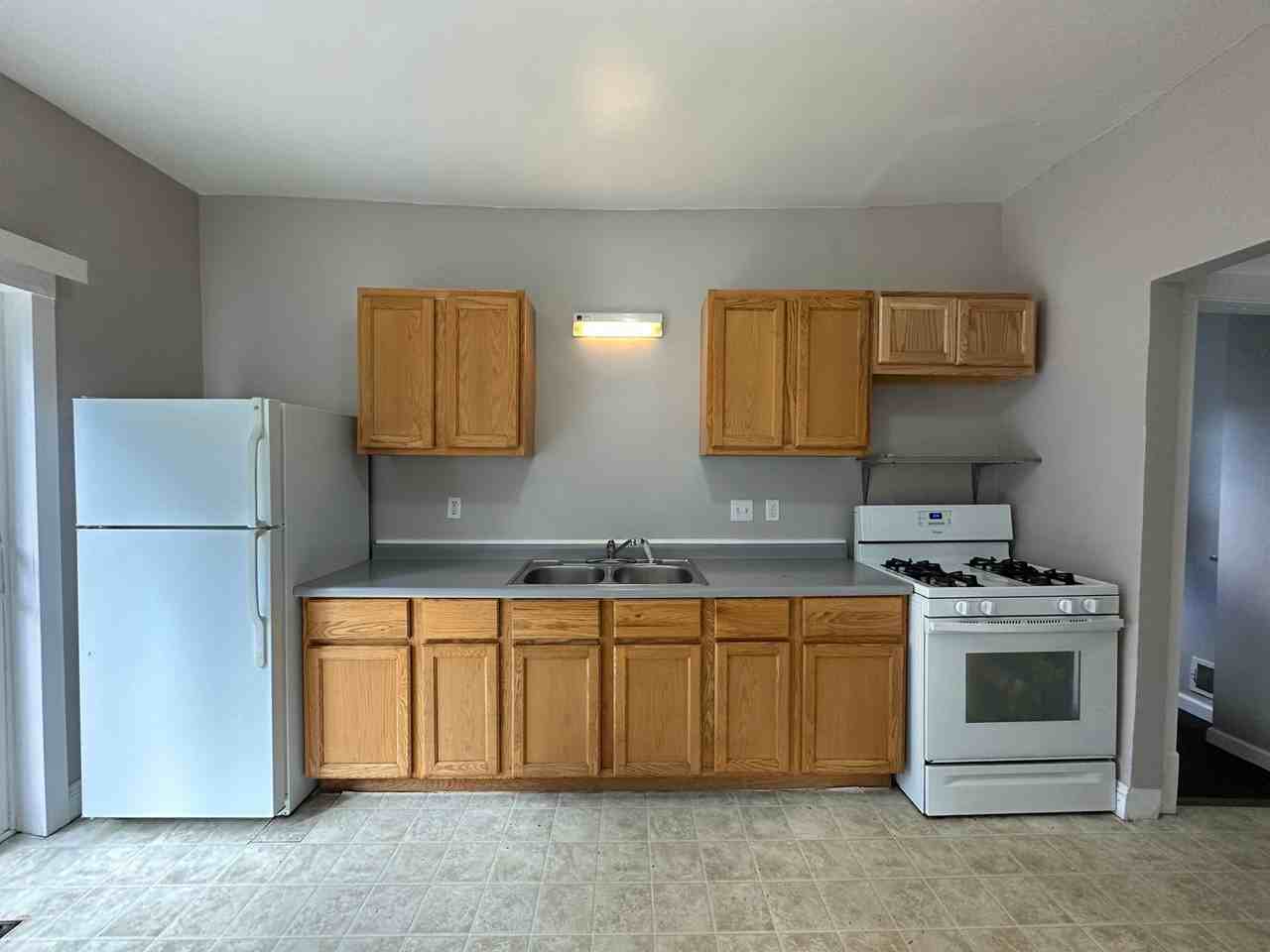 1503 North Ave Ne - Photo 6 of 14