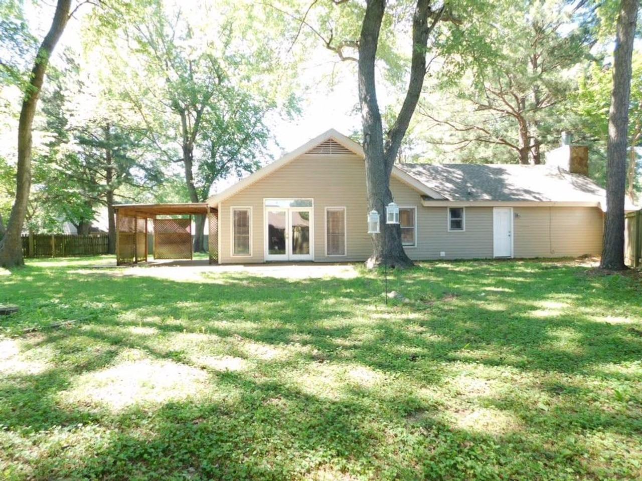 1411 Leafhaven Cv - Photo 3 of 19