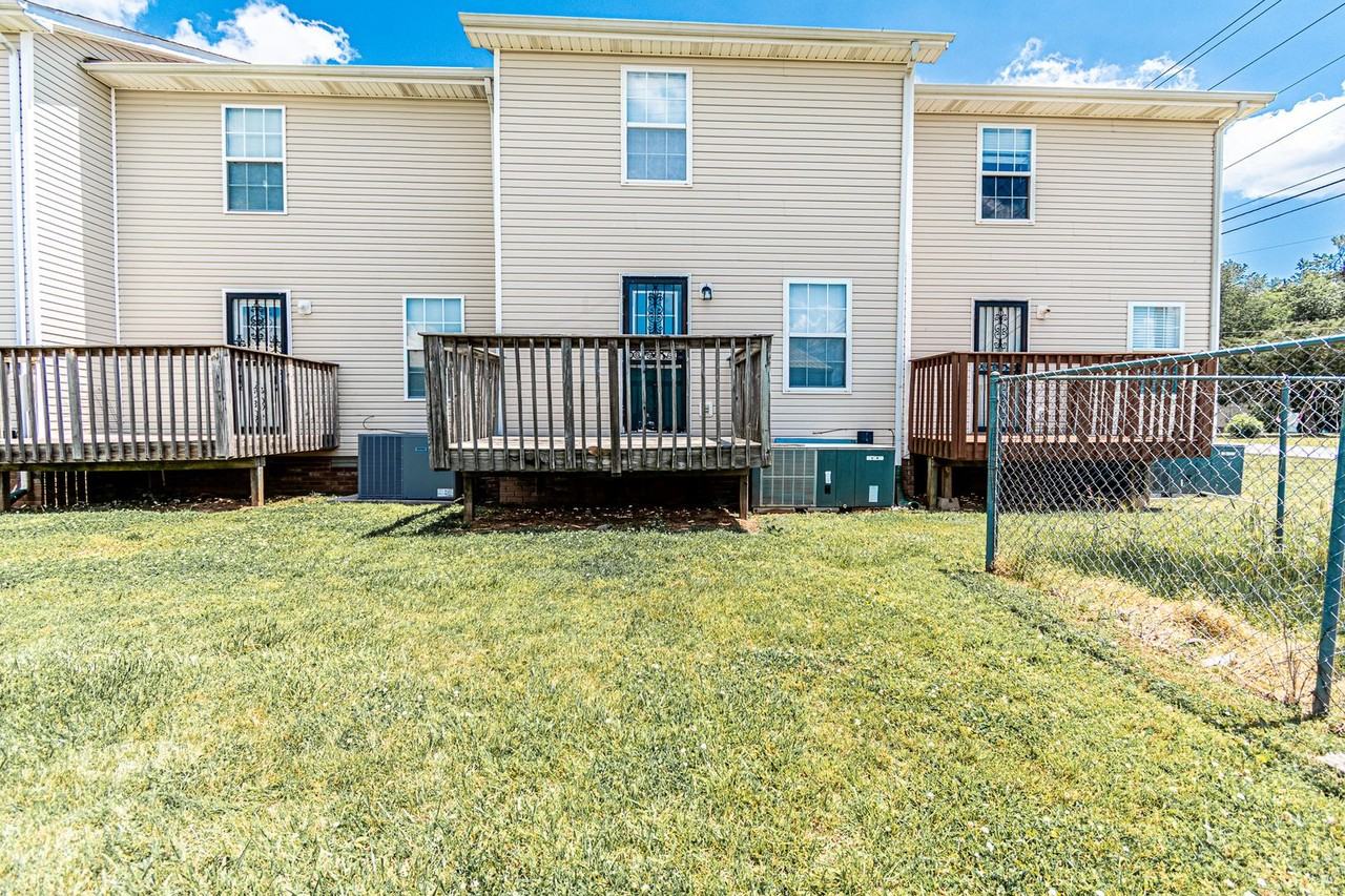 203 Tree Line Dr - Photo 2 of 20