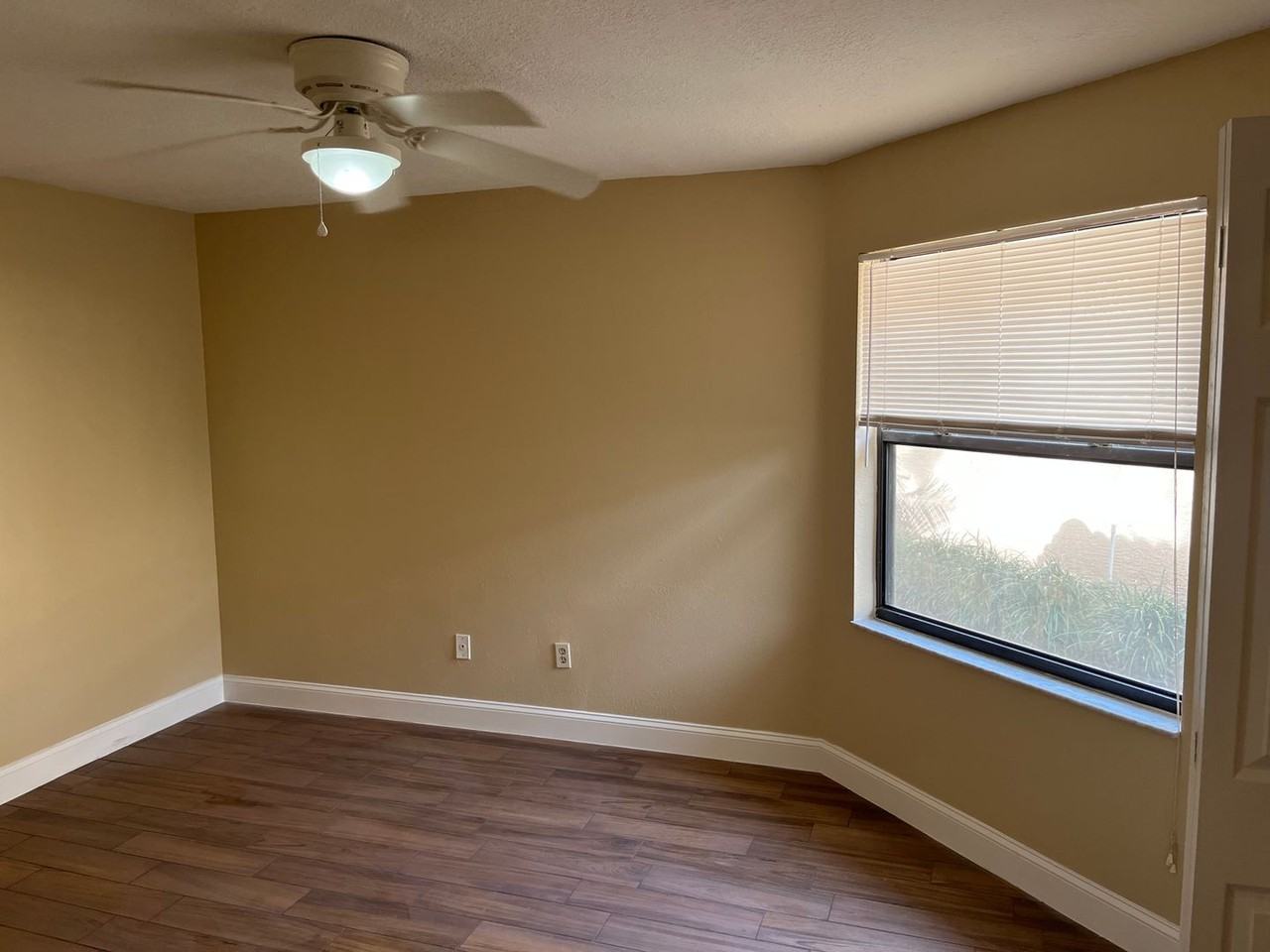 618 Nighthawk Cir - Photo 2 of 15