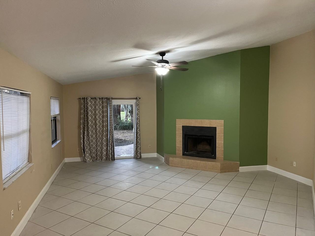 618 Nighthawk Cir - Photo 4 of 15