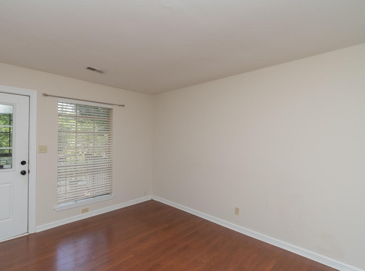 513 Central Ave - Photo 4 of 18