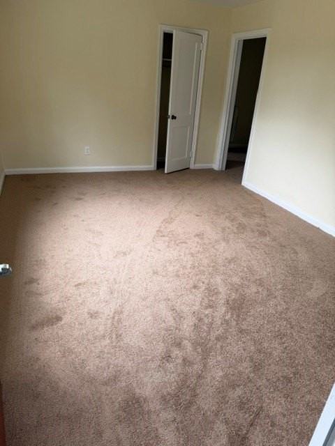 1031 34th Ave - Photo 2 of 6
