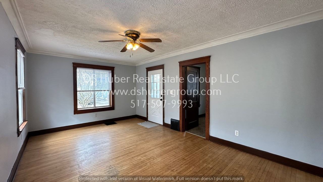 824 Cleveland St - Photo 4 of 17
