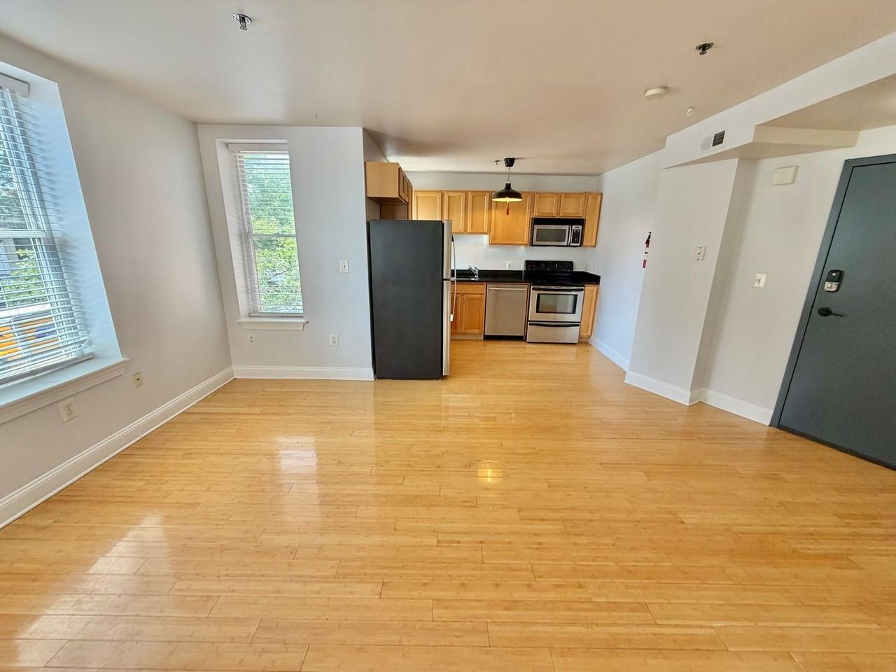 52 Quincy Pl Nw #205 - Photo 3 of 24