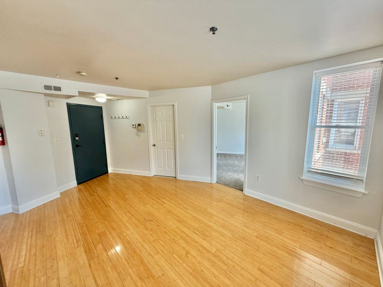 52 Quincy Pl Nw #205 - Photo 5 of 24
