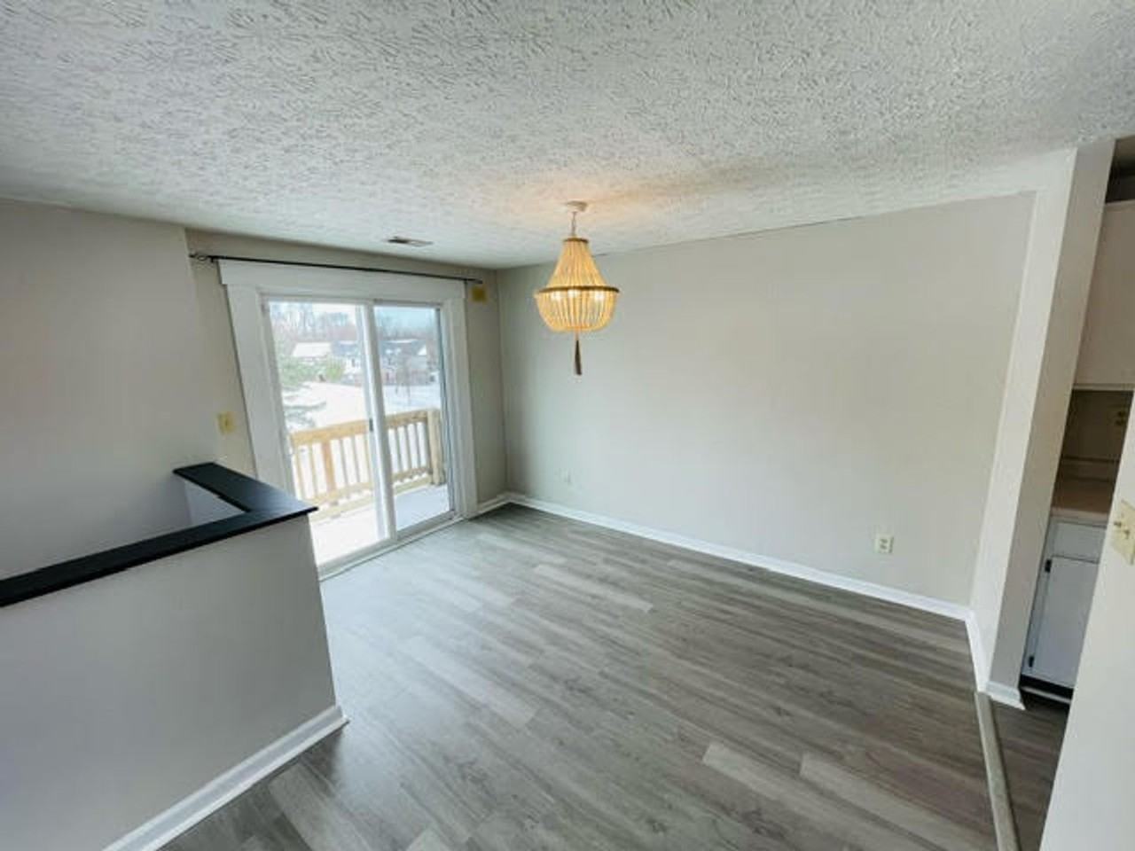 4229 Briarwood Dr #4 - Photo 3 of 21