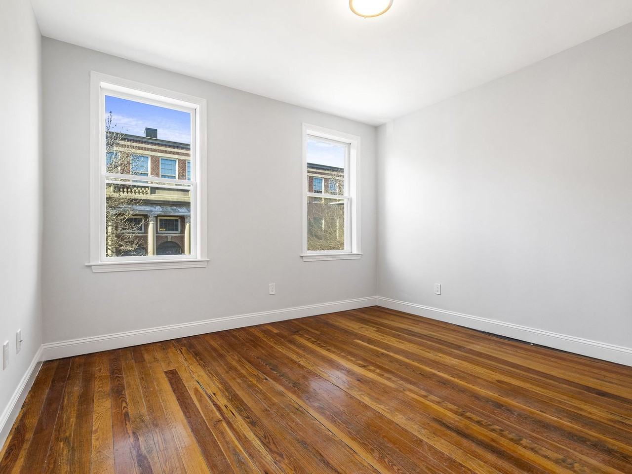 130 Cottage St - Photo 2 of 7