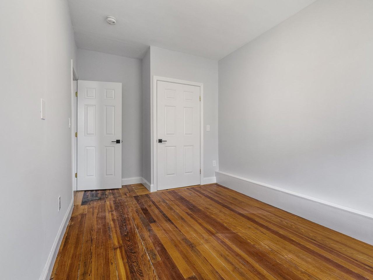 130 Cottage St - Photo 7 of 7