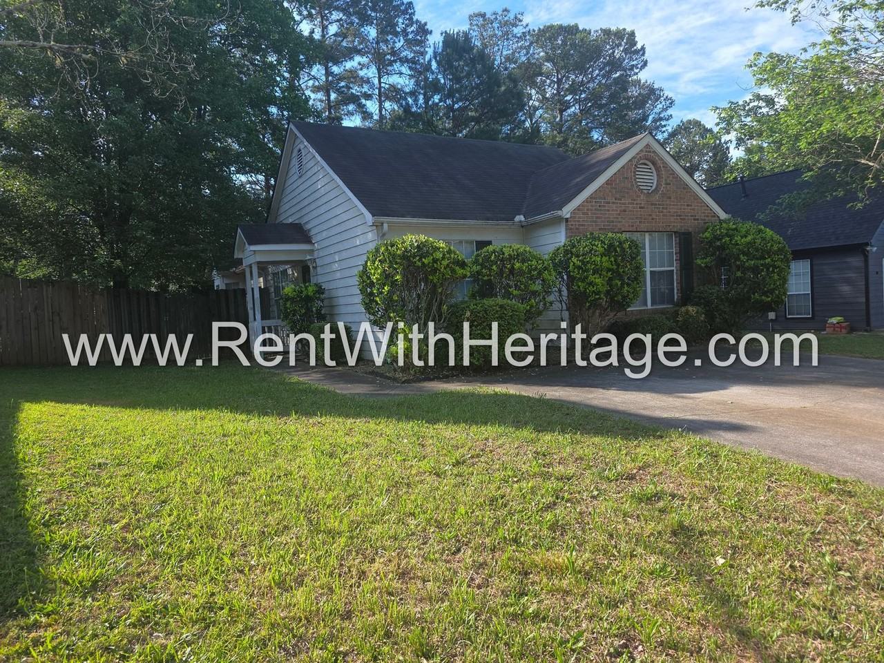 1484 Cain Ct N - Photo 2 of 26