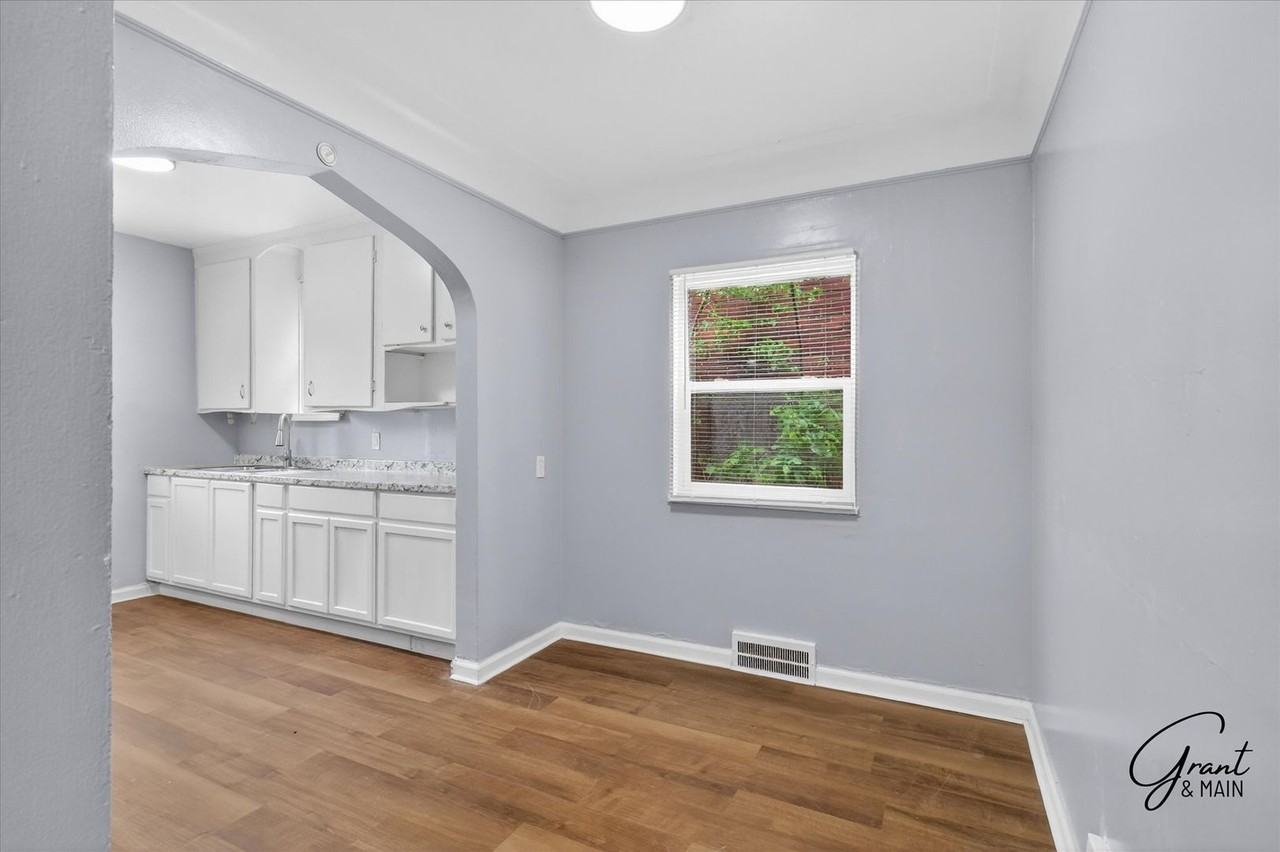 10644 Stratman St - Photo 6 of 20