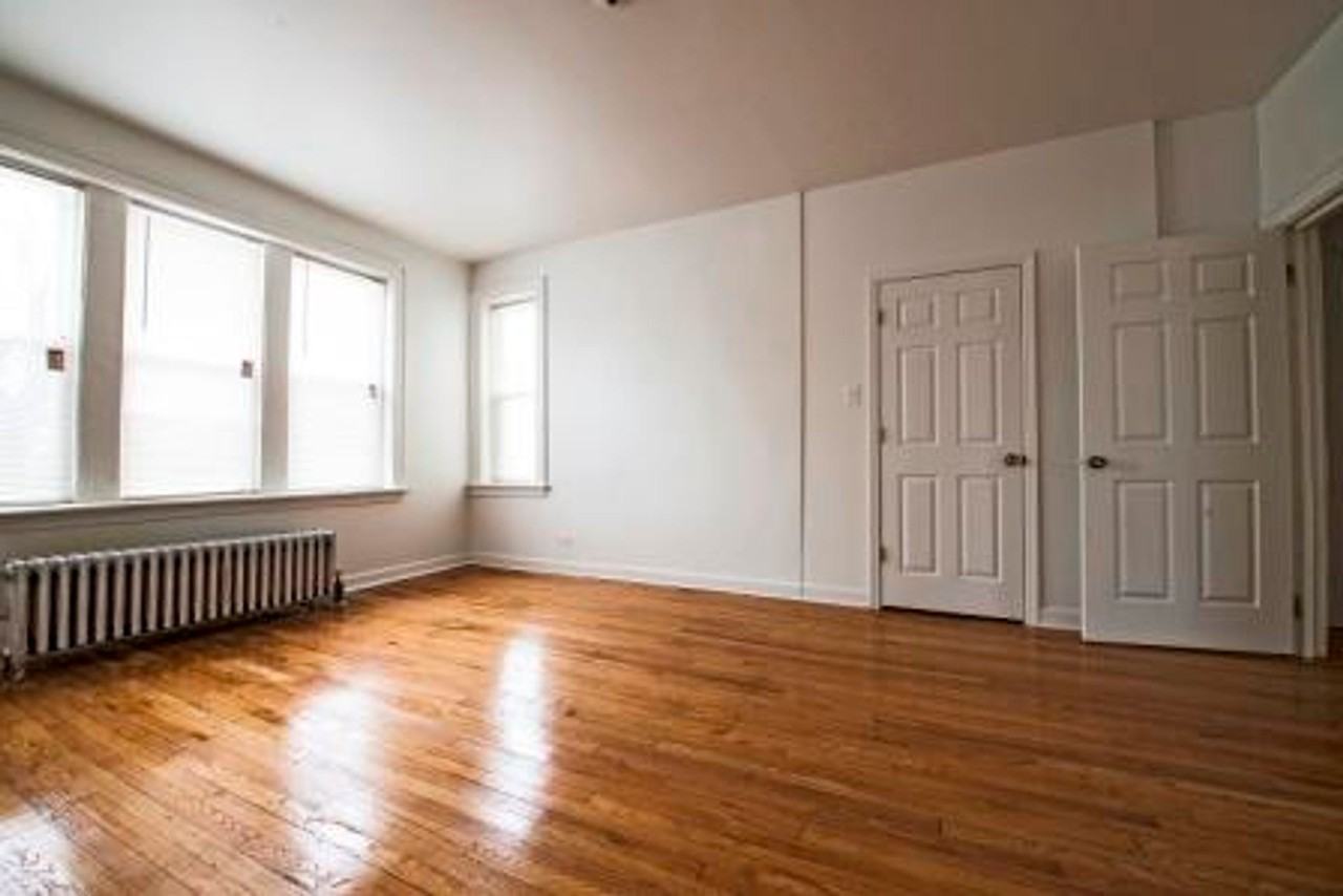701 S Karlov - Photo 3 of 14