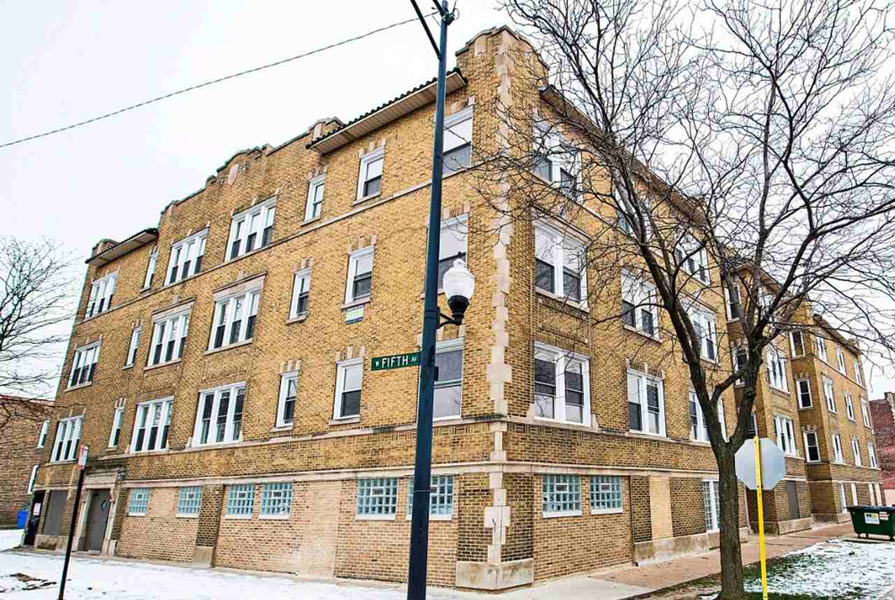 701 S Karlov - Photo 6 of 14