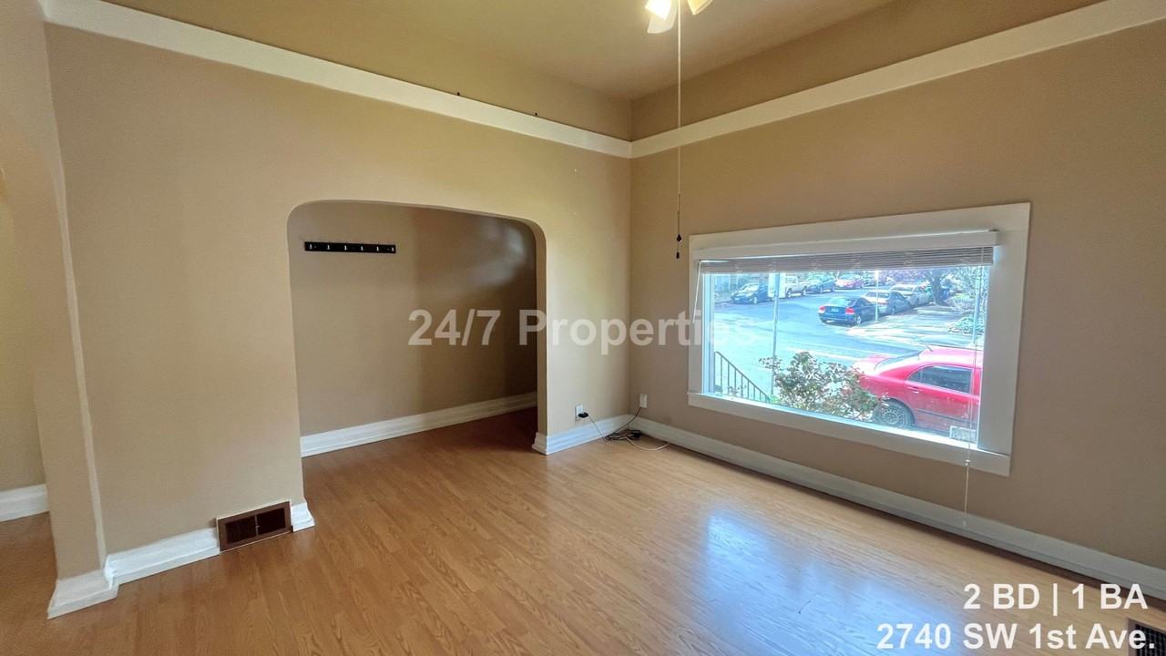 2740 Sw 1st Ave - Photo 2 of 14