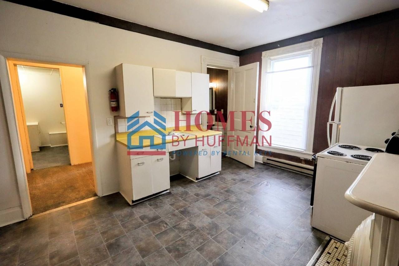 914 North First Avenue - Photo 6 of 26