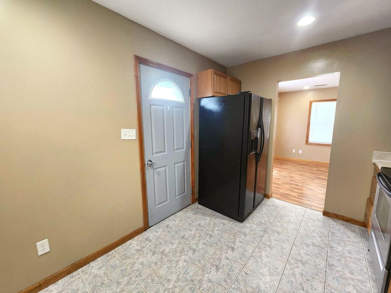 751 Se Pinecrest Dr - Photo 4 of 11