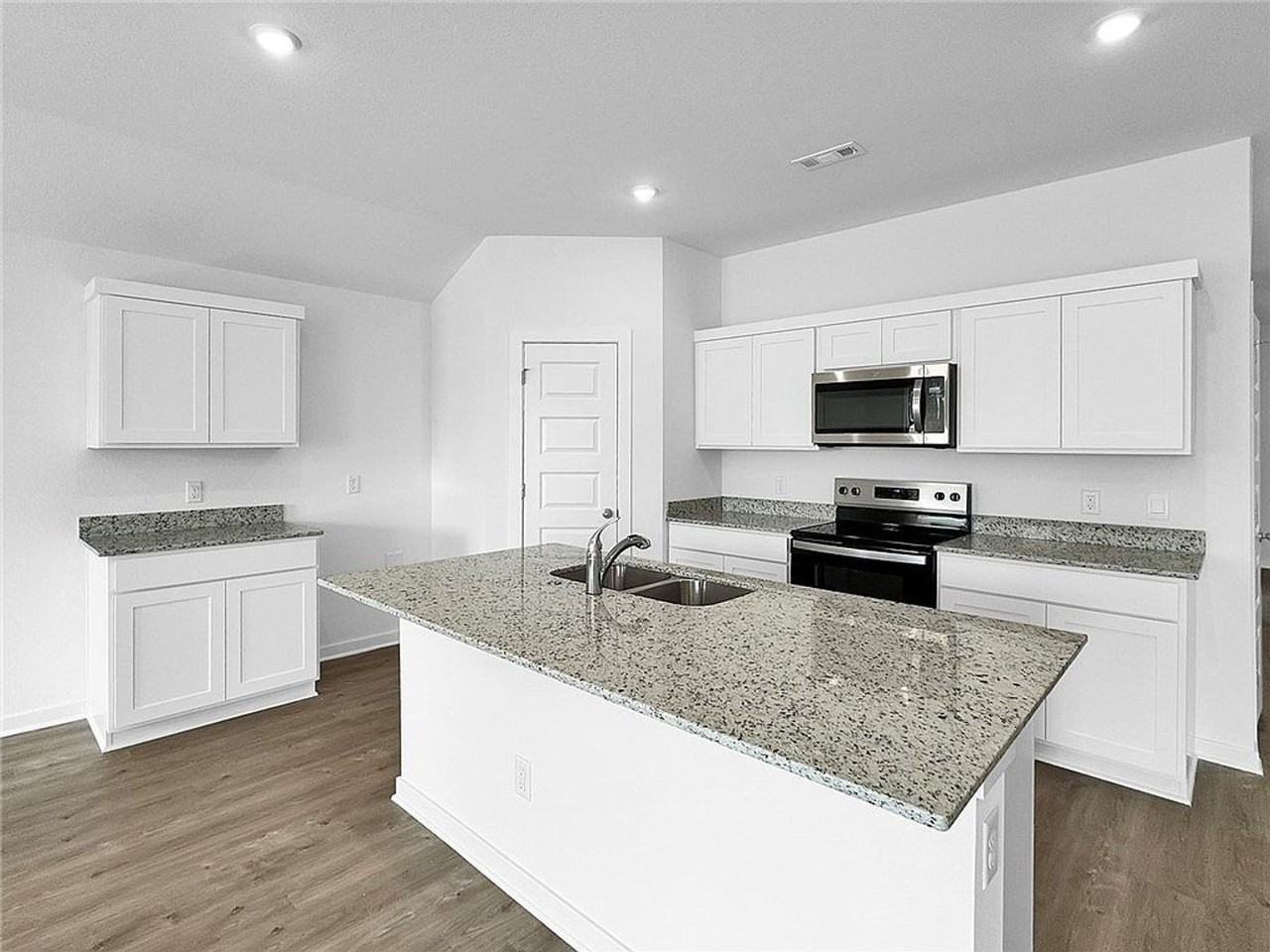 540 Mac St - Photo 2 of 18