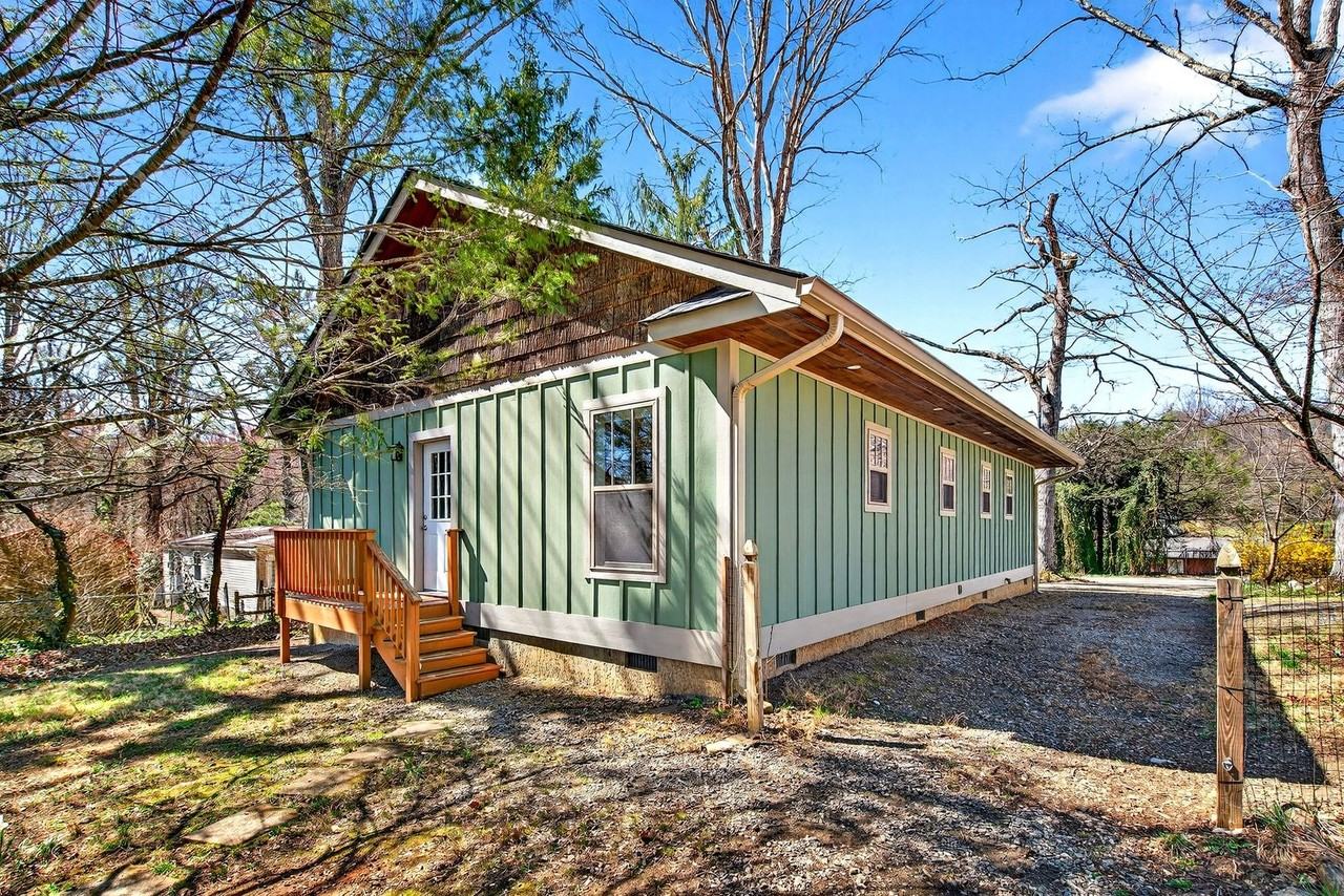 104 Hiawassee Ave - Photo 5 of 30