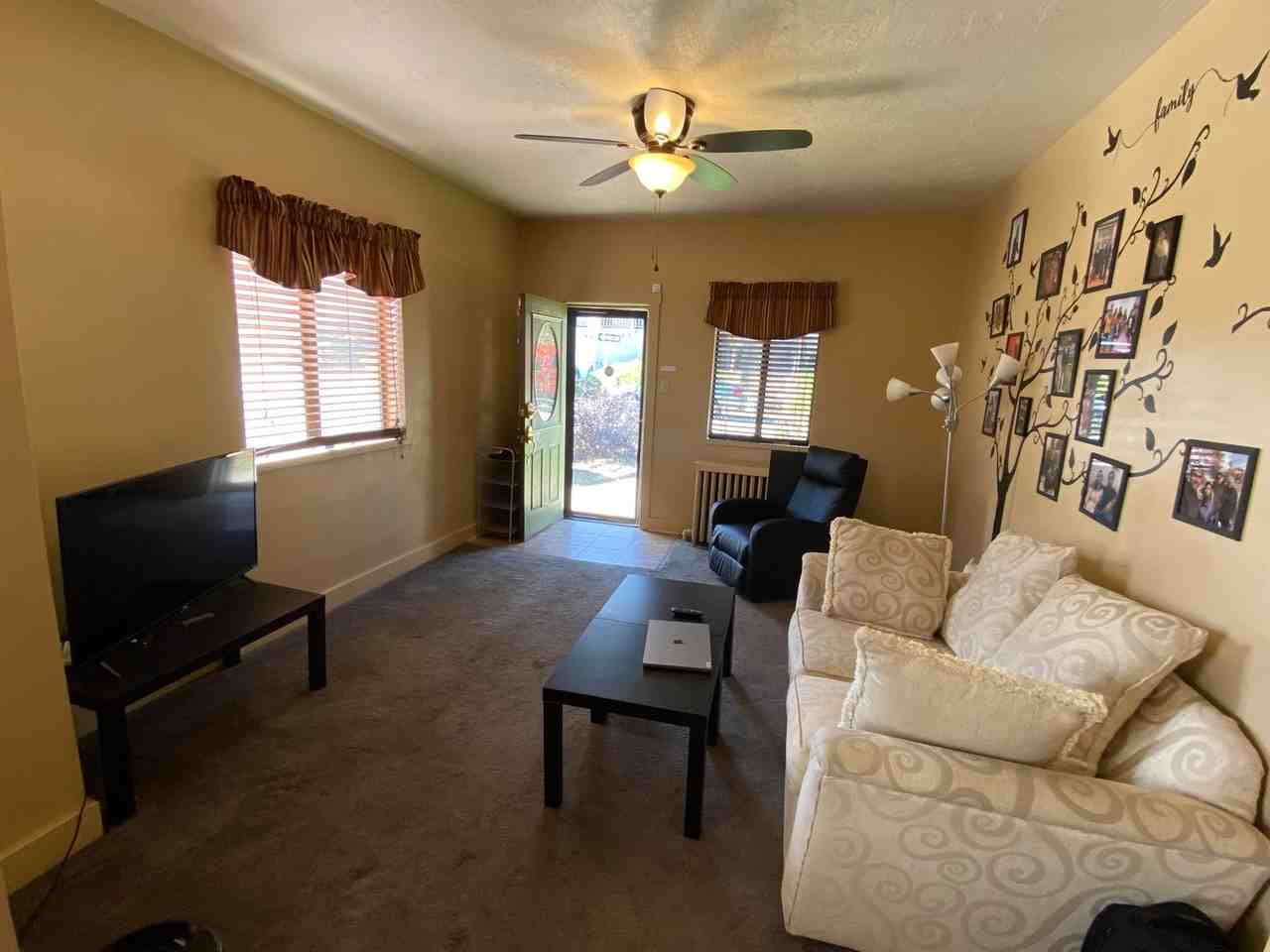 417 Kismet St - Photo 5 of 36