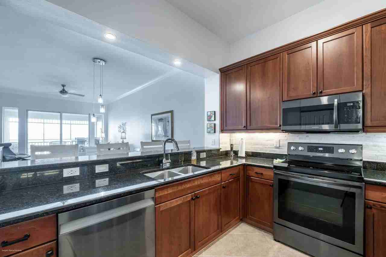 5116 Melbourne St #B303 - Photo 7 of 50
