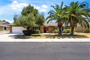 11837 N 60th Ave - Photo 1 of 1