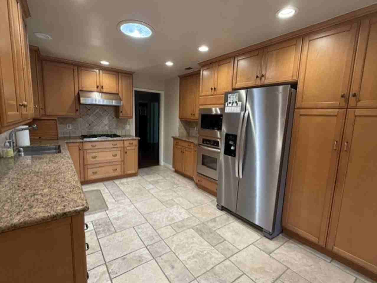 3040 Orange Ave - Photo 6 of 38