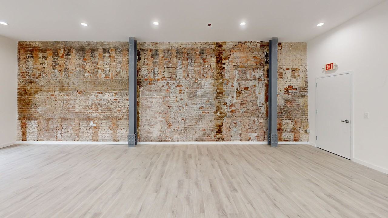 252 Washington St - Photo 4 of 31