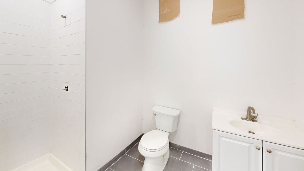 252 Washington St - Photo 6 of 31