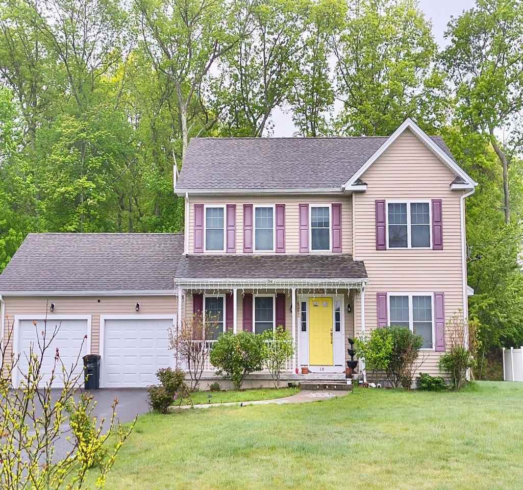 18 Boulder Dr