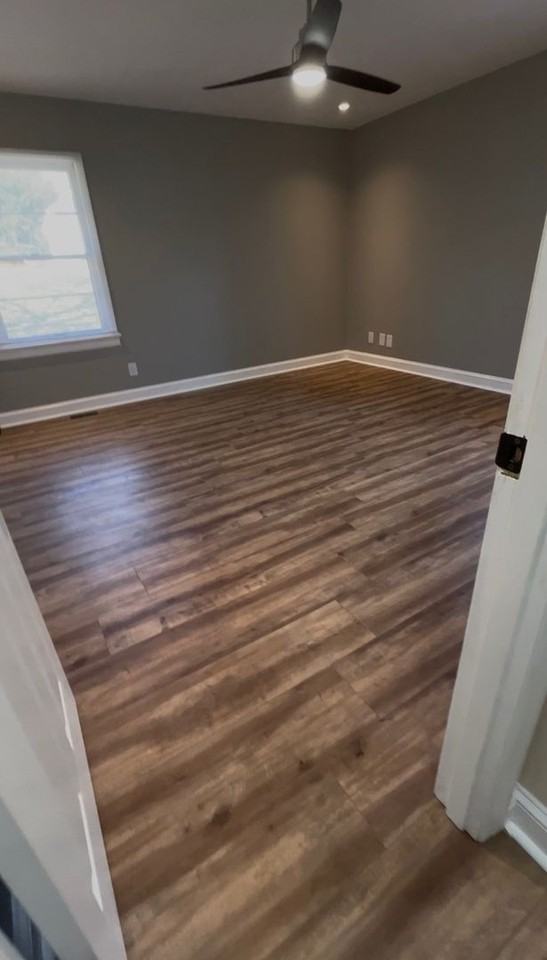 247 Redbud Dr - Photo 3 of 12