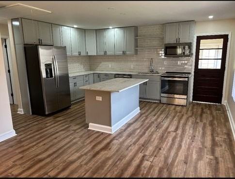 247 Redbud Dr - Photo 4 of 12