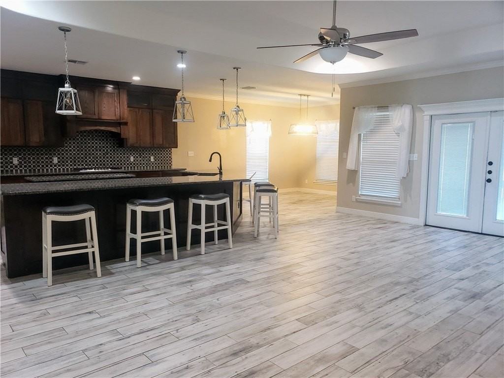 3002 Oakdale Crossing Ct - Photo 4 of 31