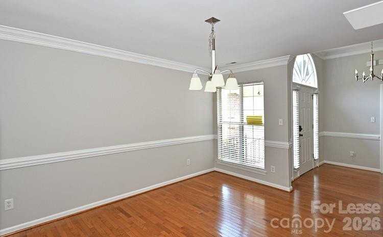 10014 Prosperity Point Ln - Photo 3 of 19