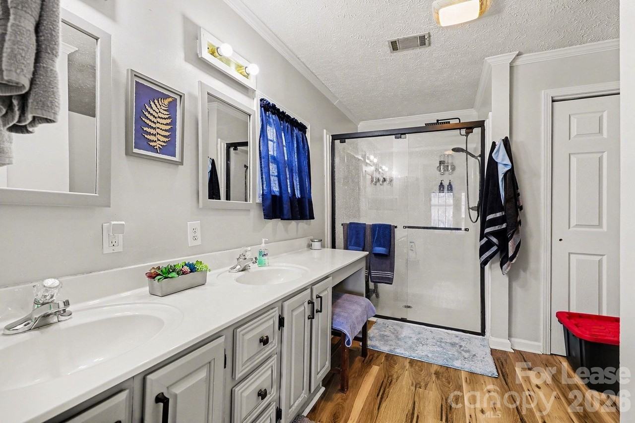 2166 Statesville Hwy - Photo 4 of 6